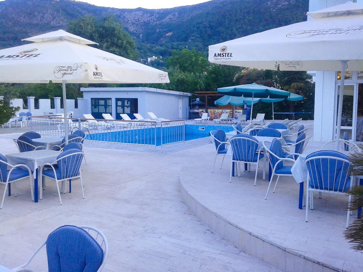 Hotel Jovana Budva Kültér fotó
