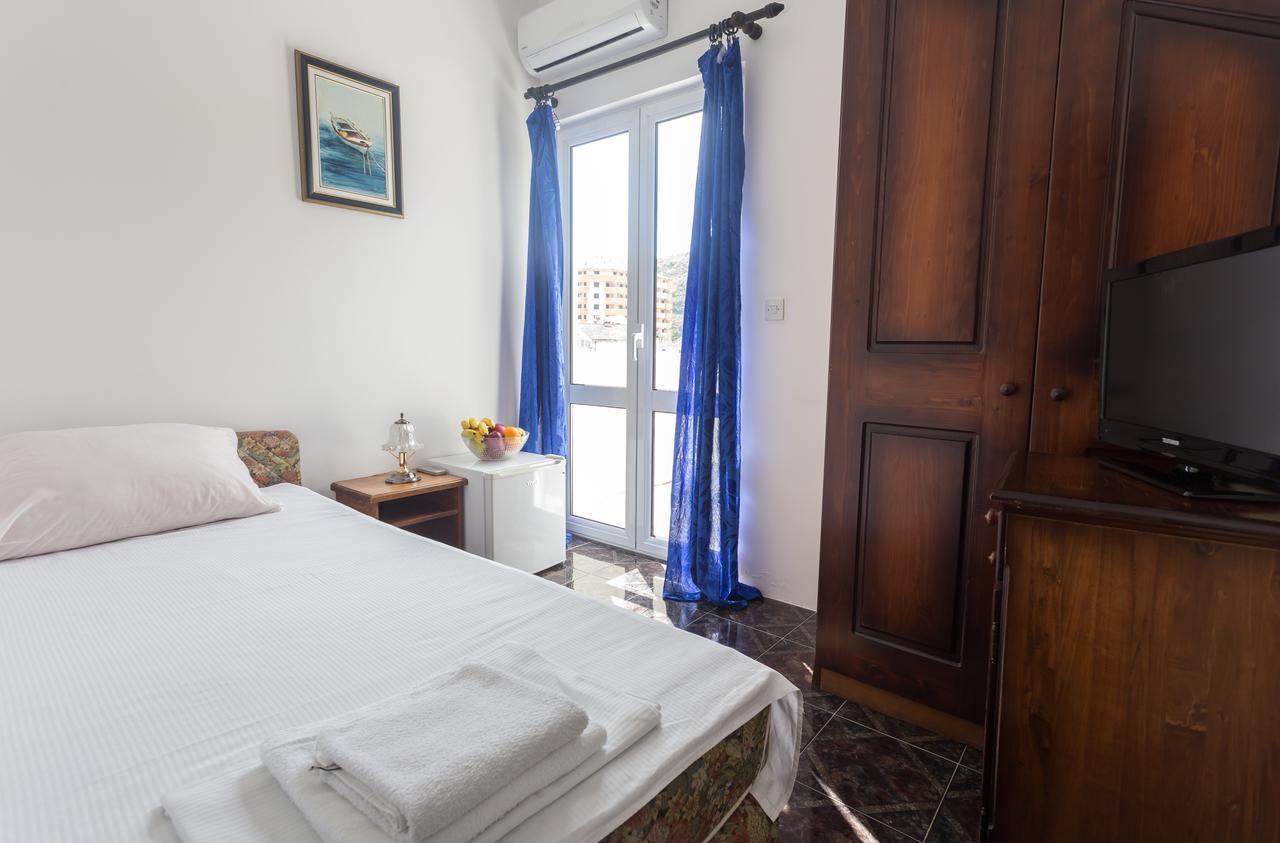 Hotel Jovana Budva Szoba fotó